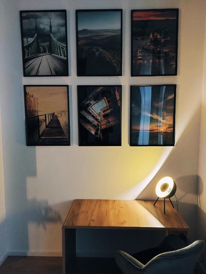 Square 16 Apartman - Absolutely Central Location With Self Check In 솜버트헤이 외부 사진