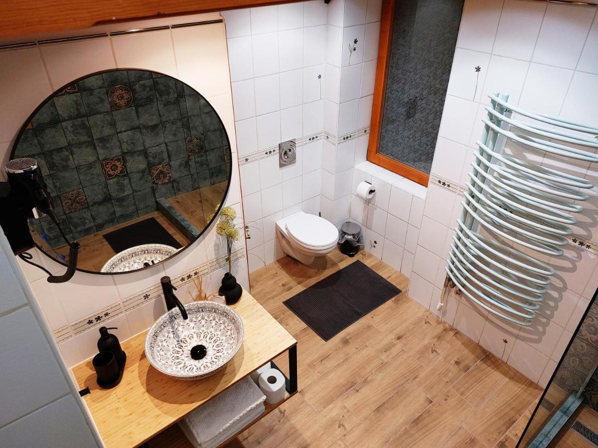 Square 16 Apartman - Absolutely Central Location With Self Check In 솜버트헤이 외부 사진